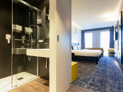 bedroom 2 - hotel ibis styles basel city - basel, switzerland