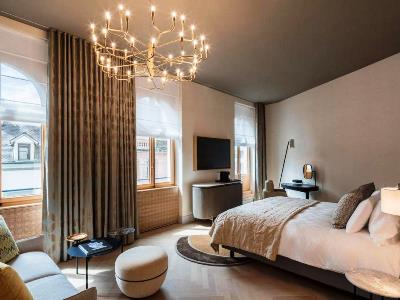 bedroom 5 - hotel marthof - basel, switzerland