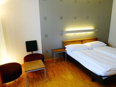bedroom - hotel schweizerhof - engelberg, switzerland