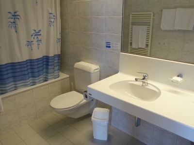 bathroom - hotel schweizerhof - engelberg, switzerland