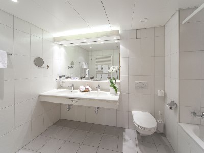 bathroom - hotel sunstar hotel grindelwald - grindelwald, switzerland