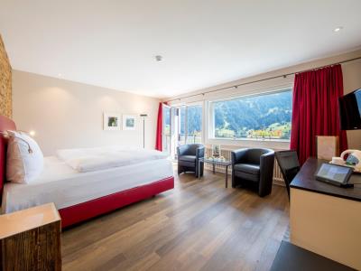 standard bedroom 1 - hotel belvedere - grindelwald, switzerland