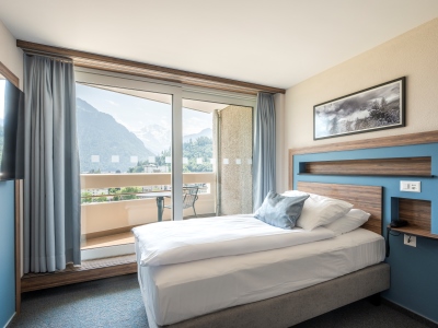 bedroom - hotel metropole - interlaken, switzerland
