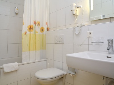 bathroom - hotel crystal - interlaken, switzerland