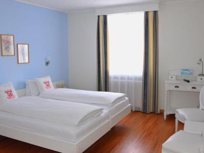 bedroom - hotel weisses kreuz - interlaken, switzerland