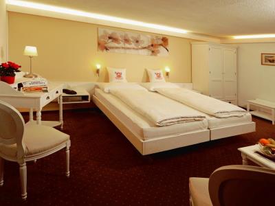 bedroom 2 - hotel weisses kreuz - interlaken, switzerland