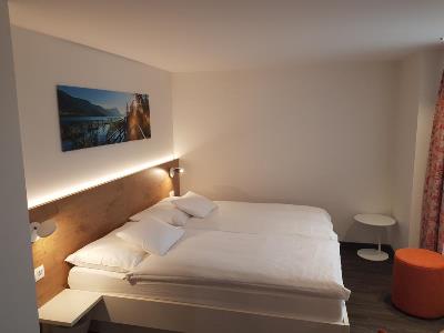 bedroom 4 - hotel bernerhof - interlaken, switzerland