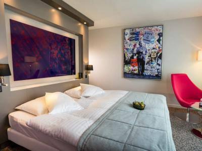 bedroom 2 - hotel starling - lausanne, switzerland