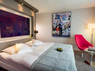 bedroom 2 - hotel starling - lausanne, switzerland
