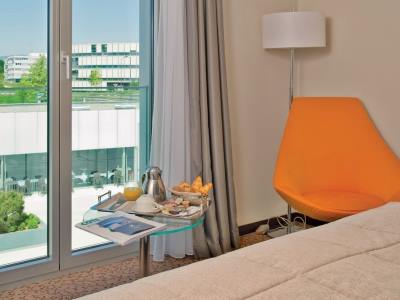 bedroom 5 - hotel starling - lausanne, switzerland
