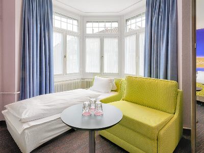 bedroom - hotel drei konige - lucerne, switzerland