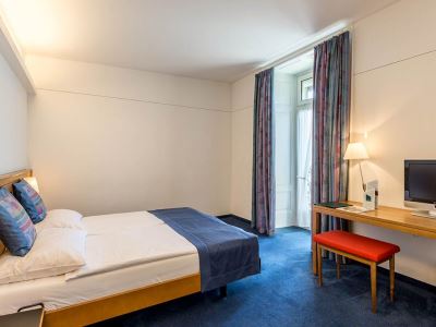 bedroom 2 - hotel grand europe - lucerne, switzerland