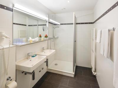 bathroom - hotel luzernerhof - lucerne, switzerland