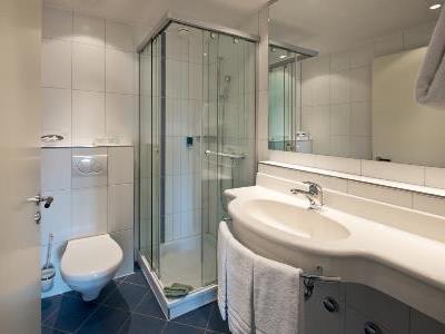 bathroom - hotel des alpes - lucerne, switzerland