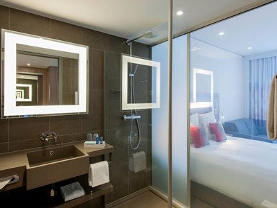 bedroom 2 - hotel novotel lugano paradiso - lugano, switzerland