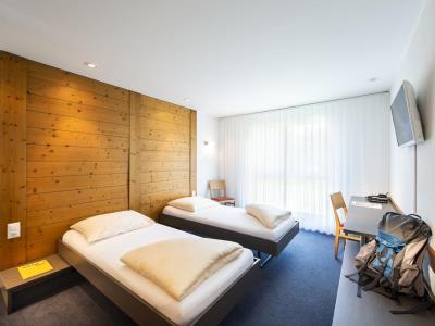 bedroom 1 - hotel swiss heidi - maienfeld, switzerland