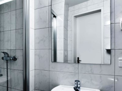 bathroom - hotel bellevue - pilatus kulm, switzerland
