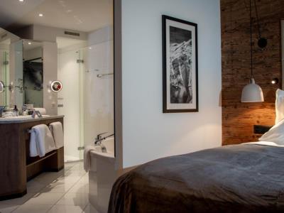 bedroom 4 - hotel walliserhof grand hotel and spa - saas fee, switzerland