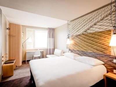 bedroom 7 - hotel ibis sion - sion, switzerland
