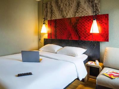 bedroom 4 - hotel ibis sion - sion, switzerland