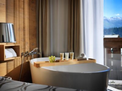 bathroom 1 - hotel giardino mountain - st moritz, switzerland