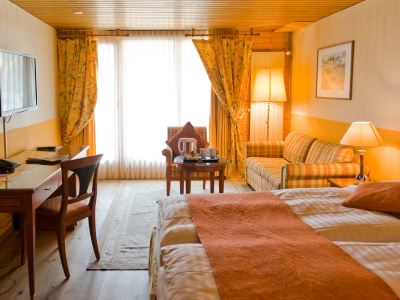 bedroom - hotel silberhorn - wengen, switzerland