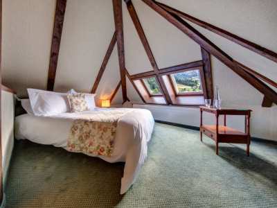 bedroom 1 - hotel regina - wengen, switzerland