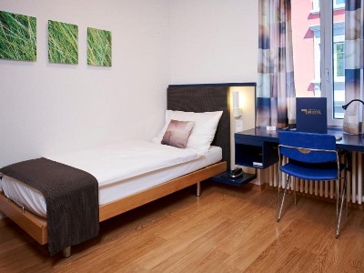 bedroom 1 - hotel bristol - zurich, switzerland