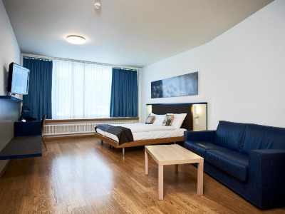 bedroom 2 - hotel bristol - zurich, switzerland
