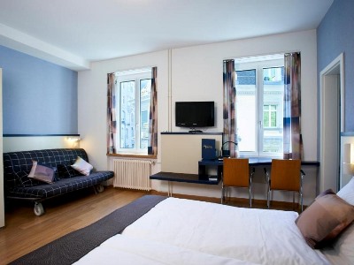 bedroom 3 - hotel bristol - zurich, switzerland