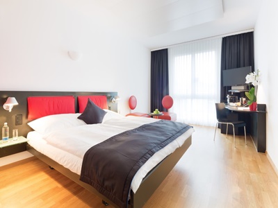 bedroom 1 - hotel allegra lodge - zurich, switzerland