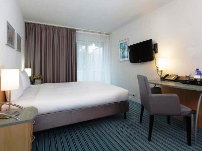 bedroom 1 - hotel apart-hotel zurich airport - zurich, switzerland