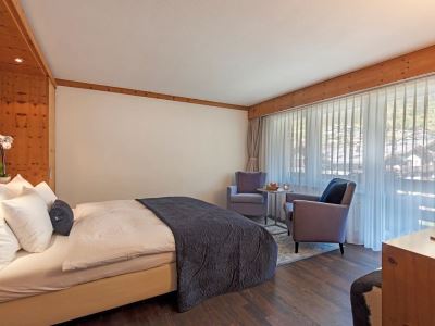 bedroom 1 - hotel le mirabeau hotel and spa - zermatt, switzerland