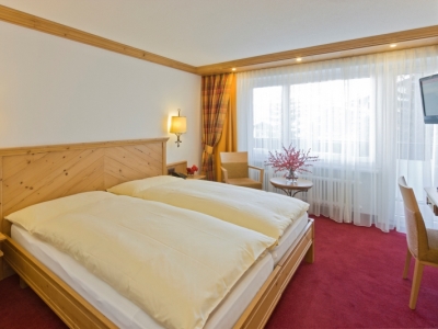 bedroom 3 - hotel holiday - zermatt, switzerland