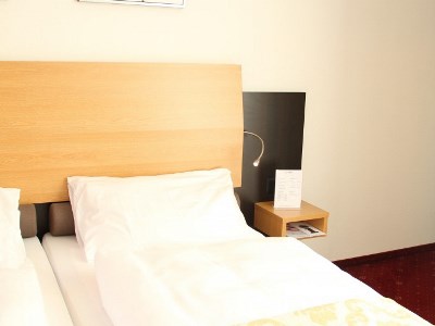 bedroom 3 - hotel city - brunnen, switzerland