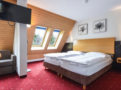 bedroom 2 - hotel city - brunnen, switzerland
