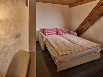 bedroom - hotel baeren - wilderswil, switzerland