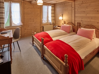 bedroom 4 - hotel baeren - wilderswil, switzerland