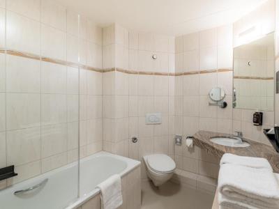 bathroom - hotel victoria hotel and residence - villars sur ollon, switzerland