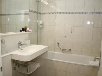 bathroom 1 - hotel grichting hotel and serviced apartments - leukerbad, switzerland
