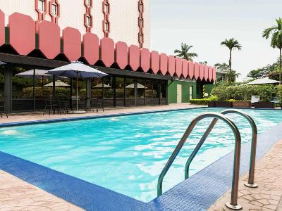 outdoor pool - hotel ibis douala - douala, cameroon