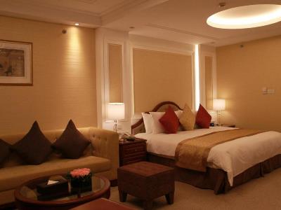 bedroom - hotel central - shanghai, china