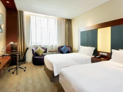 bedroom - hotel holiday inn shanghai pudong - shanghai, china