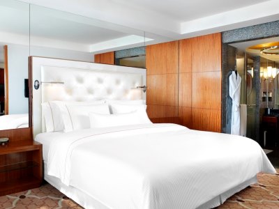 bedroom - hotel westin bund center - shanghai, china