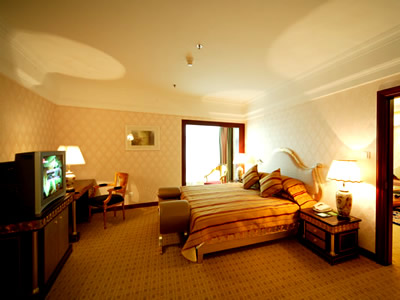 bedroom 1 - hotel jin jiang pine city hotel - shanghai, china