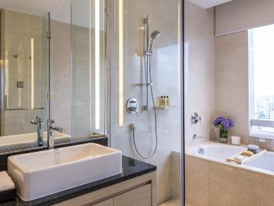 bathroom - hotel fraser suites - guangzhou, china