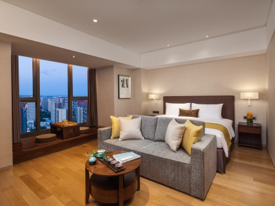 bedroom - hotel somerset xindicheng - xian, china