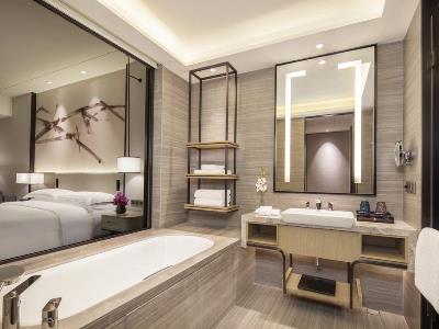 bathroom - hotel doubletree by hilton shenzhen longhua - shenzhen, china