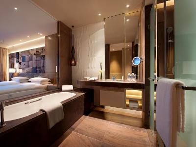 bathroom - hotel hyatt regency - suzhou-jiangsu, china