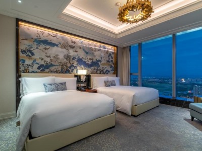 bedroom 1 - hotel waldorf astoria chengdu - chengdu, china